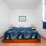 Apartments By The Sea Mandre, Pag - 4092 Апартаменты Колан