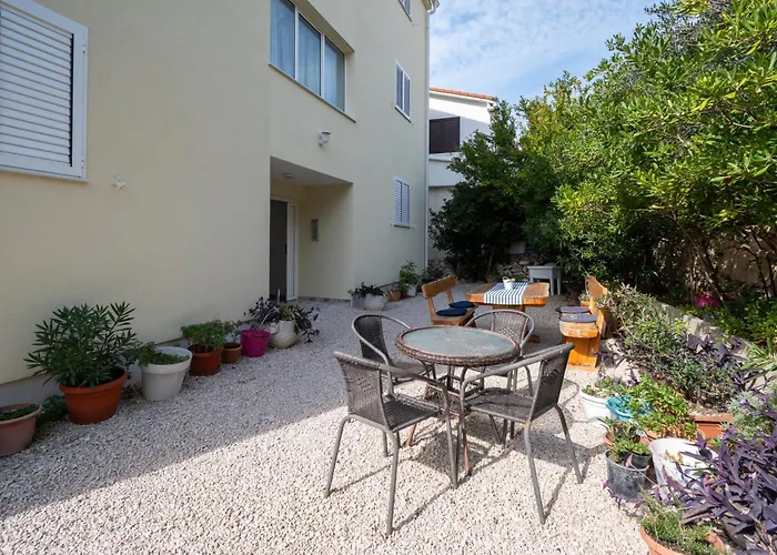 Apartamento By The Sea Mandre, Pag - 4092